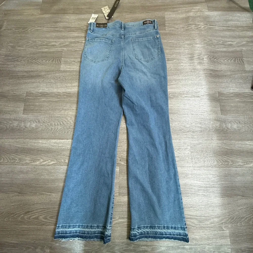 Nanette Lepore Jolie Super High Rise Flare Jeans Medium Blue Raw Hem Size 12 NEW